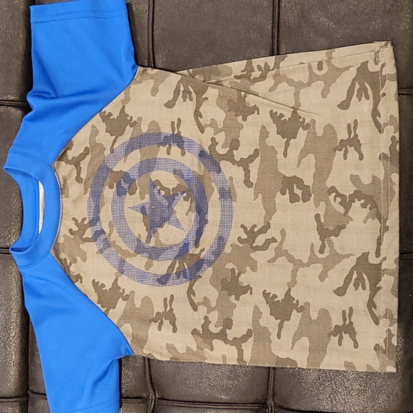Captain America Tee size 4 - Picture 1 of 2